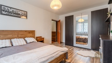 Kompletně zrekonstruovaný byt 2+1 v srdci Malešic