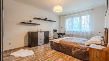 Kompletně zrekonstruovaný byt 2+1 v srdci Malešic