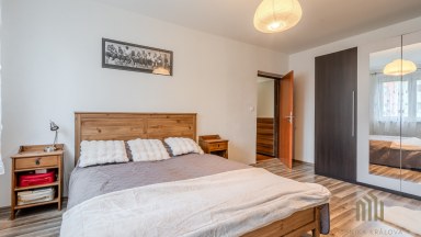 Kompletně zrekonstruovaný byt 2+1 v srdci Malešic