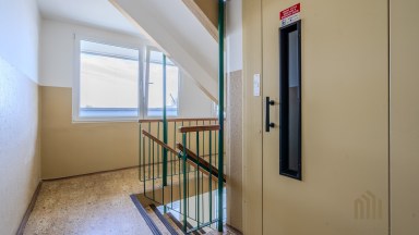 Prostorný družstevní byt 3+1 s lodžií a potenciálem na Praze 4 